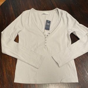 Abercrombie & Fitch Snap Button Henley